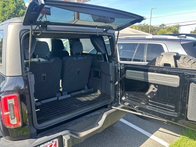 Used 2022 Ford Bronco Outer Banks AWD/4WD image 11