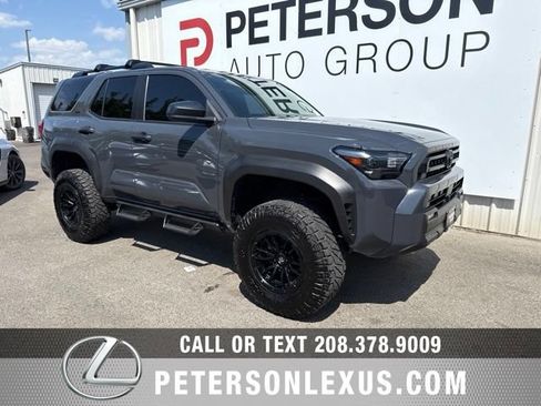 Used 2025 Toyota 4Runner SR5 AWD/4WD image 2