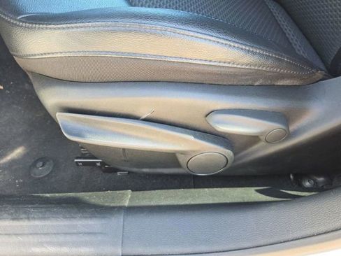 Certified 2024 Jeep Compass Latitude image 25