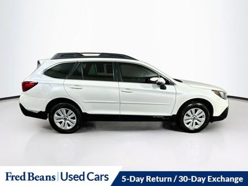 Used 2019 Subaru Outback 2.5i Premium AWD/4WD image 12