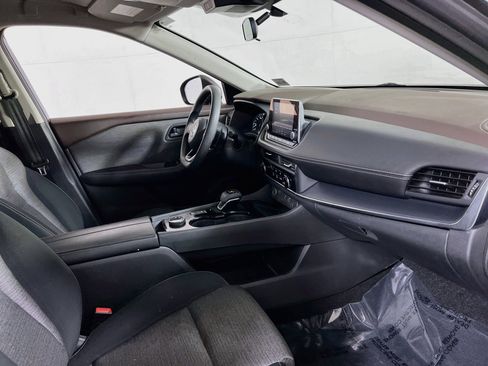 Used 2021 Nissan Rogue S AWD/4WD image 26