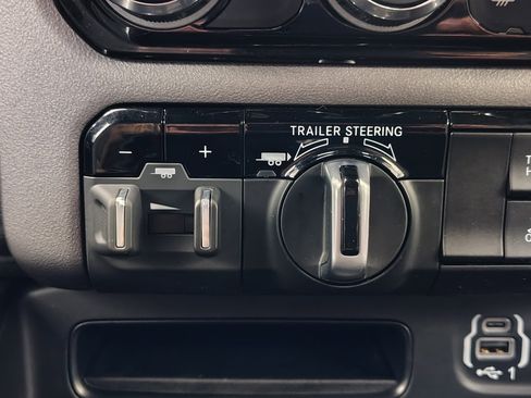 Used 2022 RAM 1500 Big Horn image 42