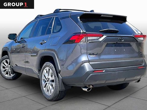 Certified 2022 Toyota RAV4 XLE Premium AWD/4WD image 12