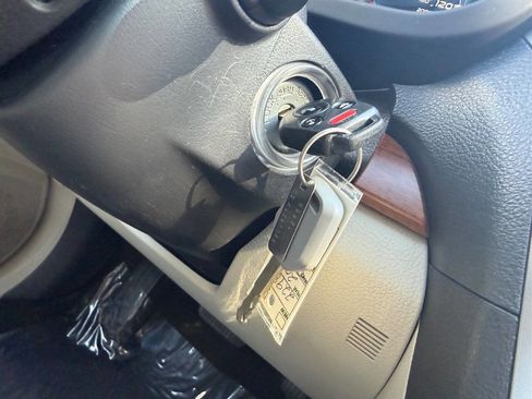 Used 2013 Subaru Outback 2.5i Limited image 28