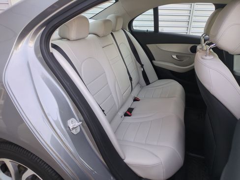 Used 2015 Mercedes-Benz C 300 4MATIC Sedan image 31