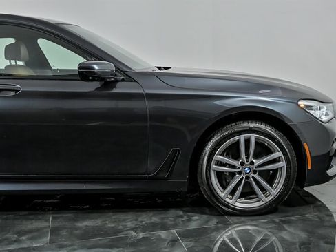 Used 2016 BMW 750i xDrive AWD/4WD image 11