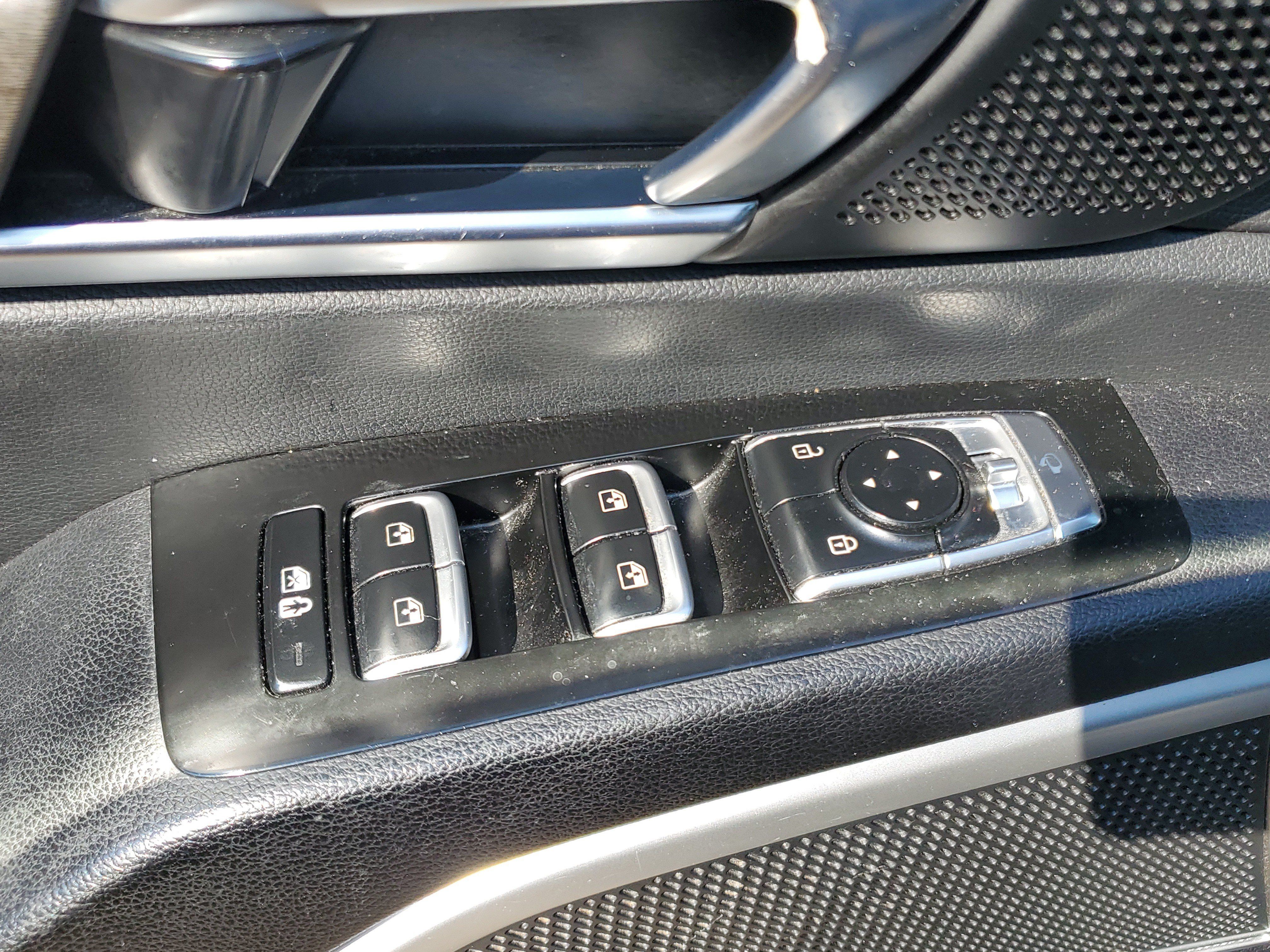 Used 2021 Kia Telluride EX w/ EX Premium Package AWD/4WD image 10