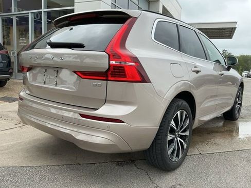 Certified 2023 Volvo XC60 B5 Core FWD image 7