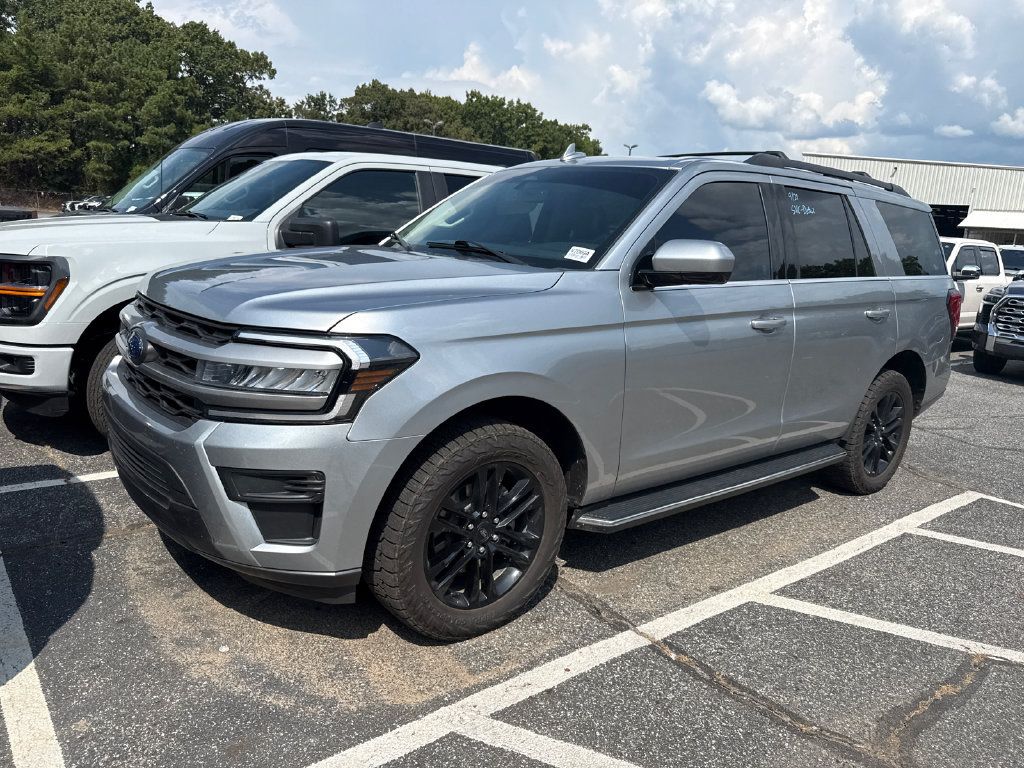 Used 2022 Ford Expedition XLT RWD image 6