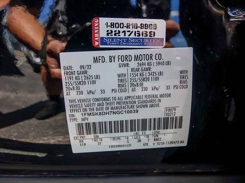 Used 2022 Ford Explorer XLT w/ Equipment Group 202A AWD/4WD image 35