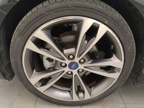 Used 2020 Ford Fusion Titanium AWD/4WD image 31