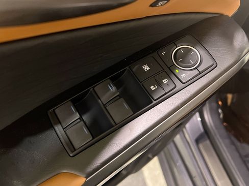 Used 2024 Lexus IS 300 w/ Premium Package image 30