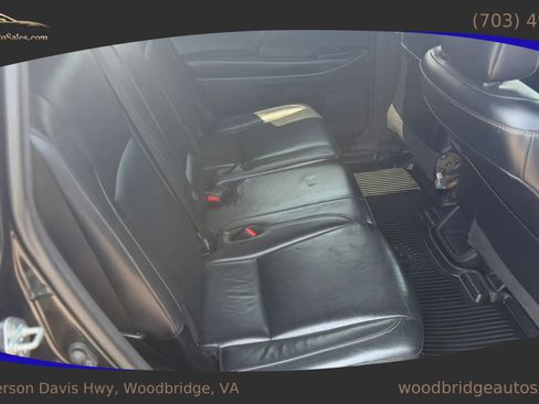 Used 2017 Toyota Highlander XLE AWD/4WD image 16