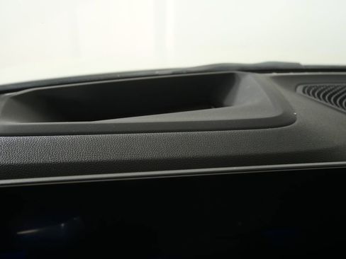 Used 2025 BMW 330i Sedan RWD image 19