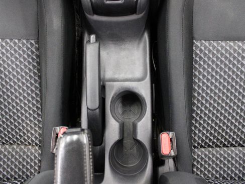 Used 2021 Nissan Versa S w/ Trunk Package image 24