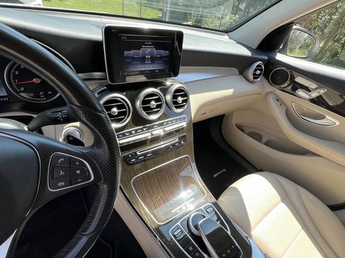 Used 2016 Mercedes-Benz GLC 300 image 20