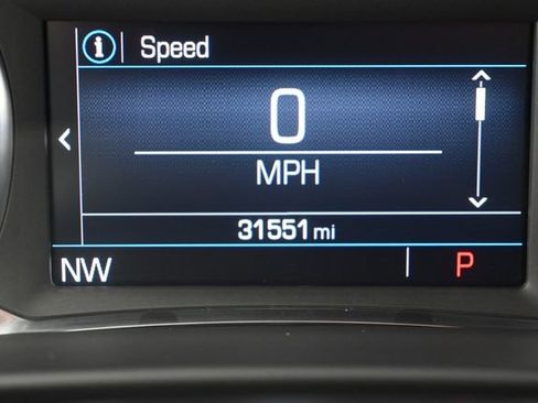 Used 2023 GMC Acadia SLE w/ Driver Convenience Package image 16