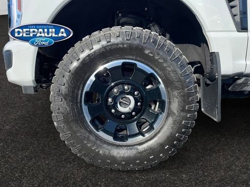 Used 2025 Ford F350 Lariat w/ Tremor Off-Road Package image 18