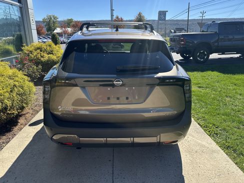 New 2026 Nissan Kicks SV w/ SV Premium Package image 4