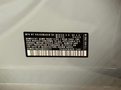 Used 2025 Volkswagen Jetta Sport FWD image 20