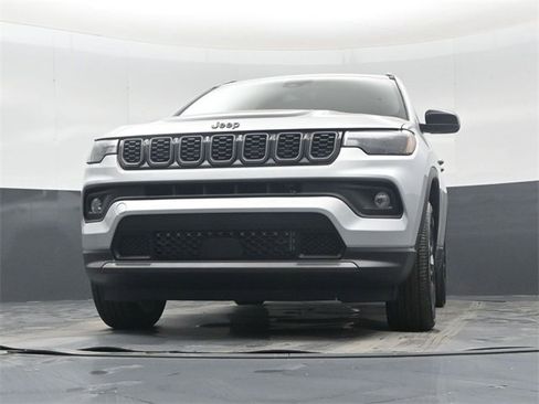 New 2026 Jeep Compass Latitude image 44