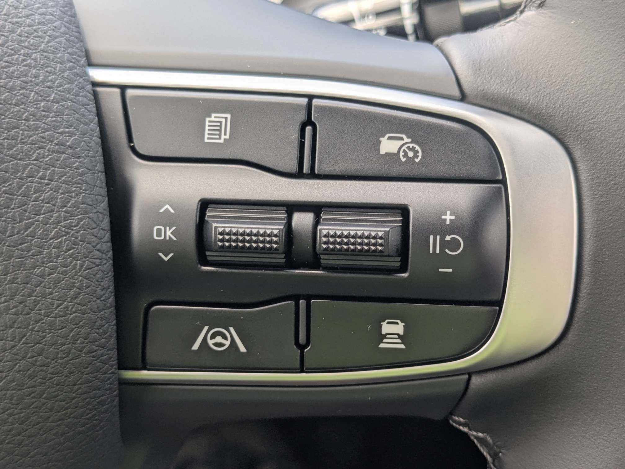 New 2026 Kia K5 GT-Line w/ GT-Line Red Interior Package FWD image 32