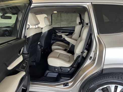 Used 2020 Subaru Ascent Limited AWD/4WD image 18
