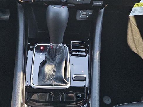 New 2026 Jeep Compass Latitude image 13