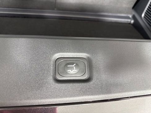 New 2025 Lincoln Navigator Reserve image 29