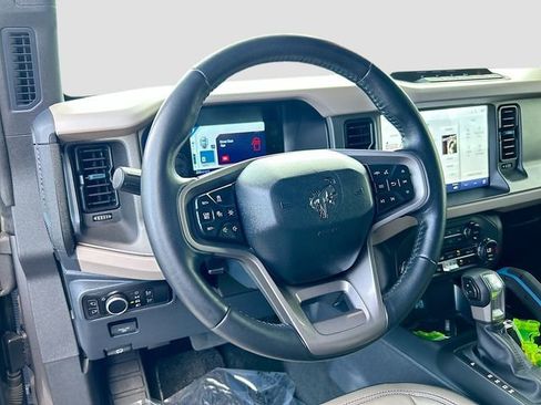 Used 2024 Ford Bronco Wildtrak AWD/4WD image 8