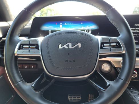 Used 2024 Kia Telluride SX Prestige AWD/4WD image 14