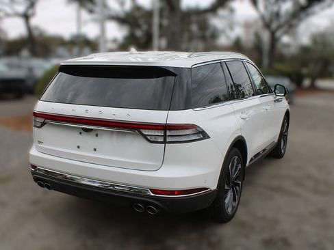 Used 2021 Lincoln Aviator Reserve w/ Equipment Group 201A image 7