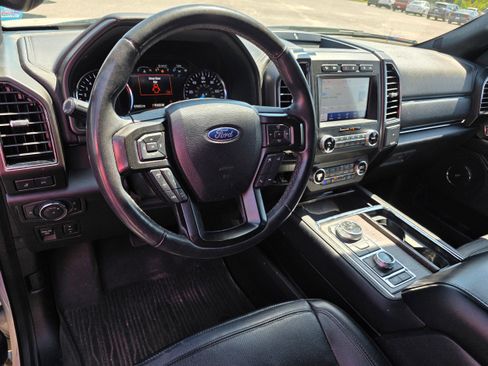 Used 2020 Ford Expedition Limited w/ Special Edition Package AWD/4WD image 6