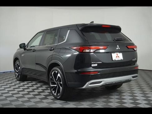 New 2025 Mitsubishi Outlander SE AWD/4WD image 5
