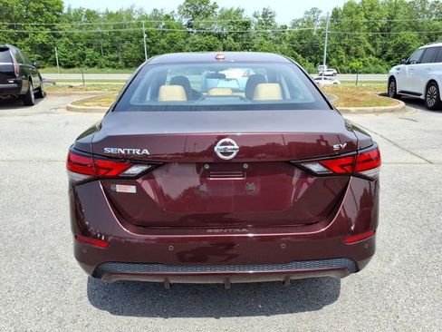 Used 2023 Nissan Sentra SV w/ SV Premium Package FWD image 18