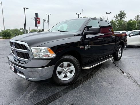 Used 2019 RAM 1500 Tradesman w/ Chrome Plus Package RWD image 3