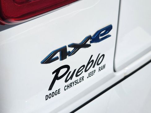 Used 2024 Jeep Wrangler High Altitude image 11