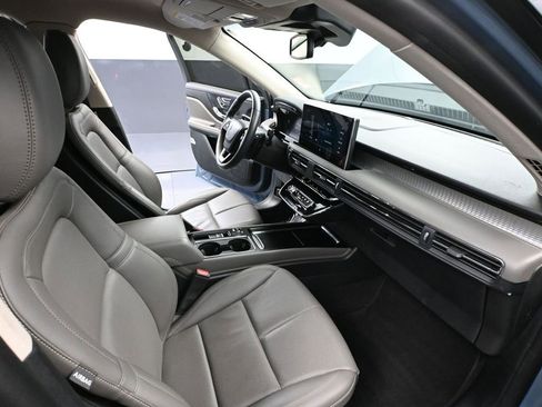 Used 2023 Lincoln Corsair Reserve w/ Jet Appearance Package image 48