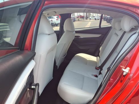 Used 2021 MAZDA MAZDA3 s FWD image 10