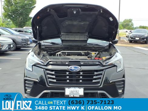 Used 2024 Subaru Ascent Onyx Edition AWD/4WD image 32