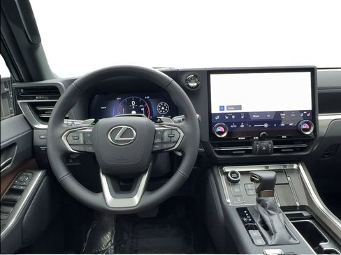 Used 2026 Lexus GX 550 w/ Cold Area Package AWD/4WD image 40