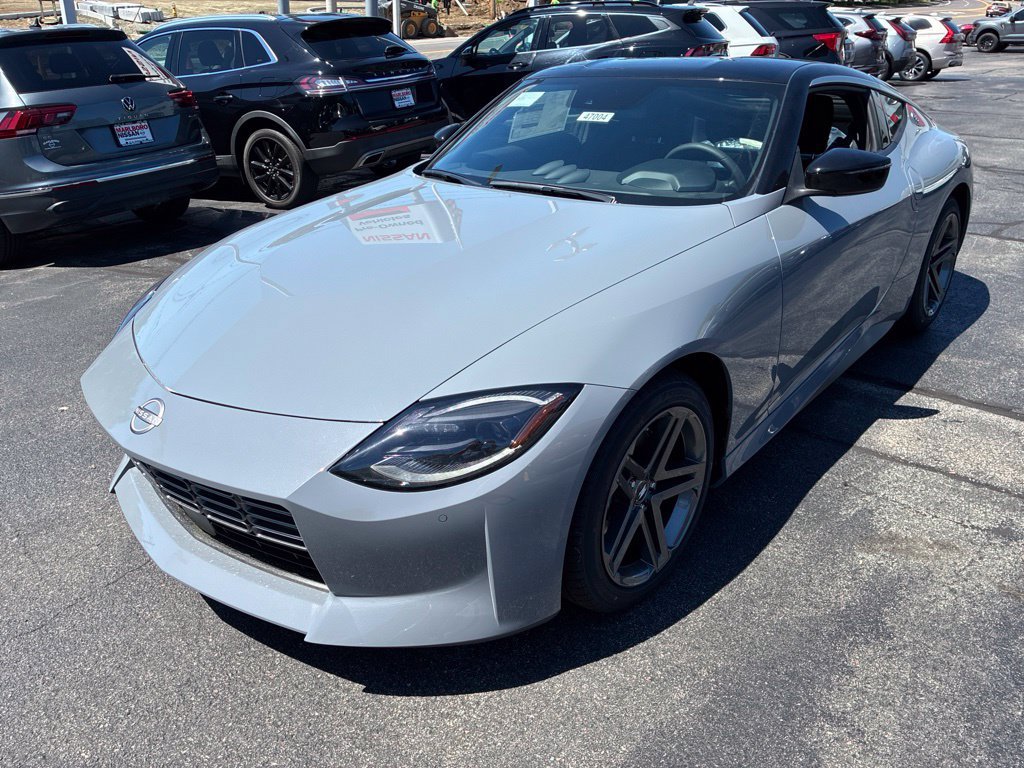 New 2026 Nissan Z Sport w/ Floor Mat Package RWD image 3