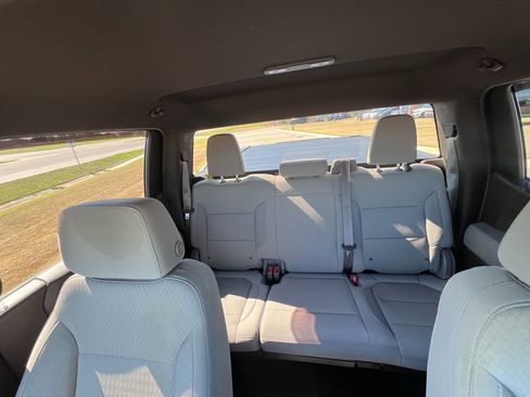 Used 2021 Chevrolet Silverado 1500 LT w/ Z71 Off-Road Package image 27