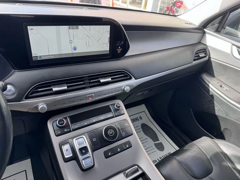 Used 2022 Hyundai Palisade SEL w/ Premium Package image 21