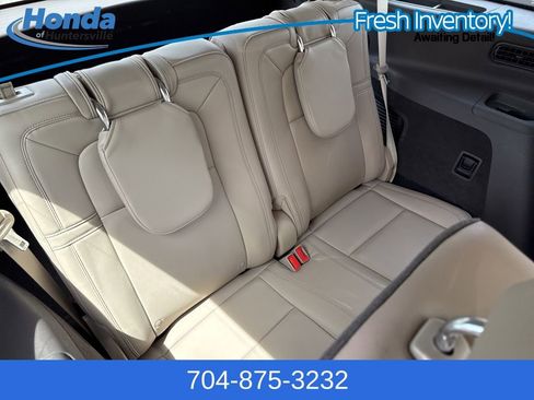 Used 2023 Lincoln Aviator Reserve w/ Equipment Group 201A image 12