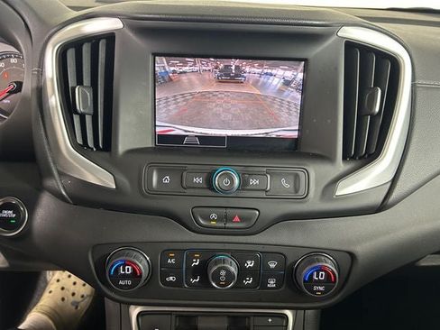 Used 2024 GMC Terrain SLE w/ Driver Convenience Package AWD/4WD image 22