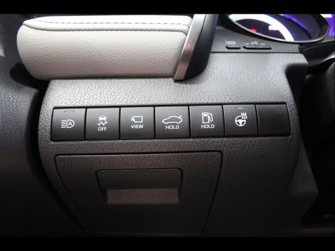 Used 2021 Toyota Camry XSE w/ Navigation Upgrade Package FWD image 28