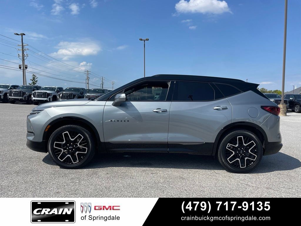 Used 2024 Chevrolet Blazer RS w/ Driver Confidence II Package FWD image 4