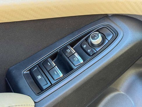 Certified 2022 Subaru Ascent Premium w/ Convenience Package image 16