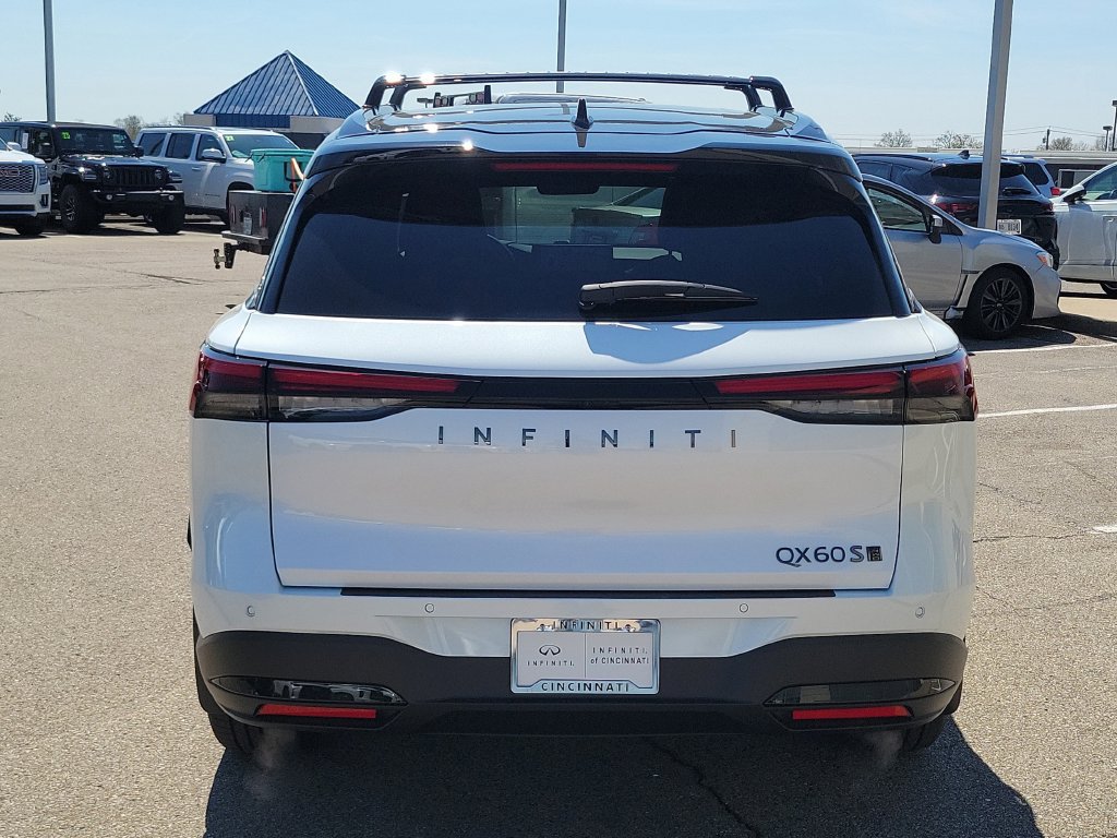 Used 2026 INFINITI QX60 Sport w/ Dark Cargo Package AWD/4WD image 3